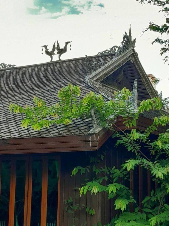 Hotel Avara Signature House Chiang Mai Exterior foto