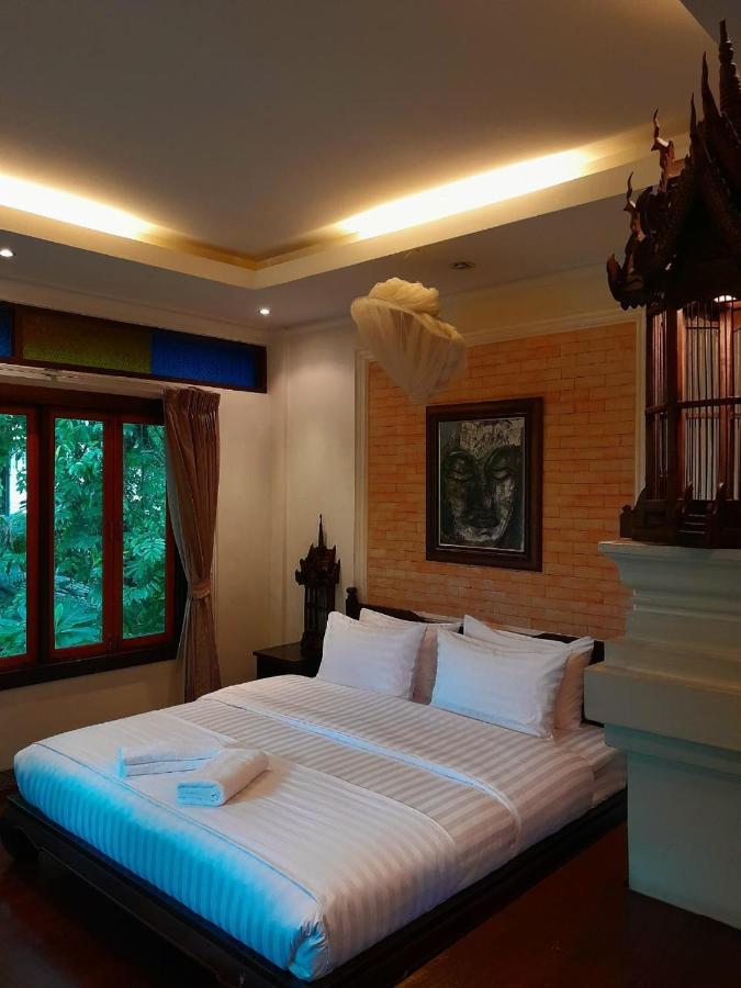 Hotel Avara Signature House Chiang Mai Exterior foto