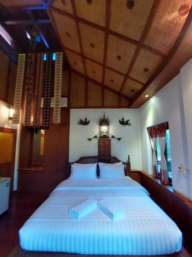 Hotel Avara Signature House Chiang Mai Exterior foto